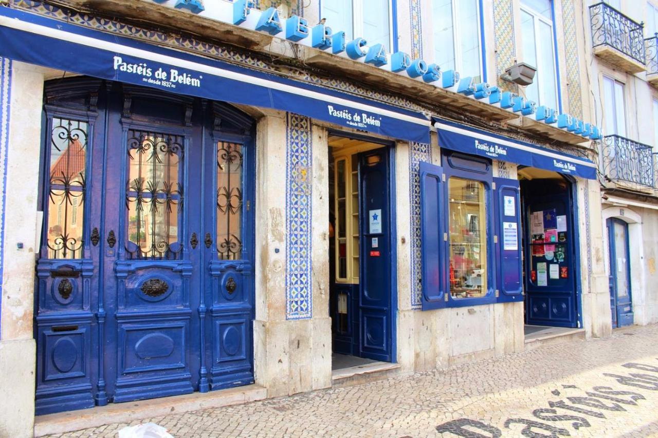 Belem! Charming 2 Bedroom Apartment W Terrace, Wifi & Free Street Parking Lisbon Bagian luar foto
